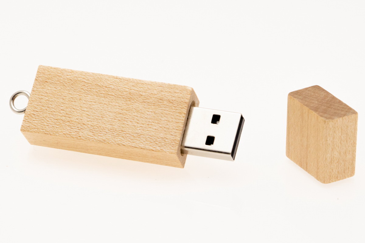 Pendrive USB grawerowanym logo